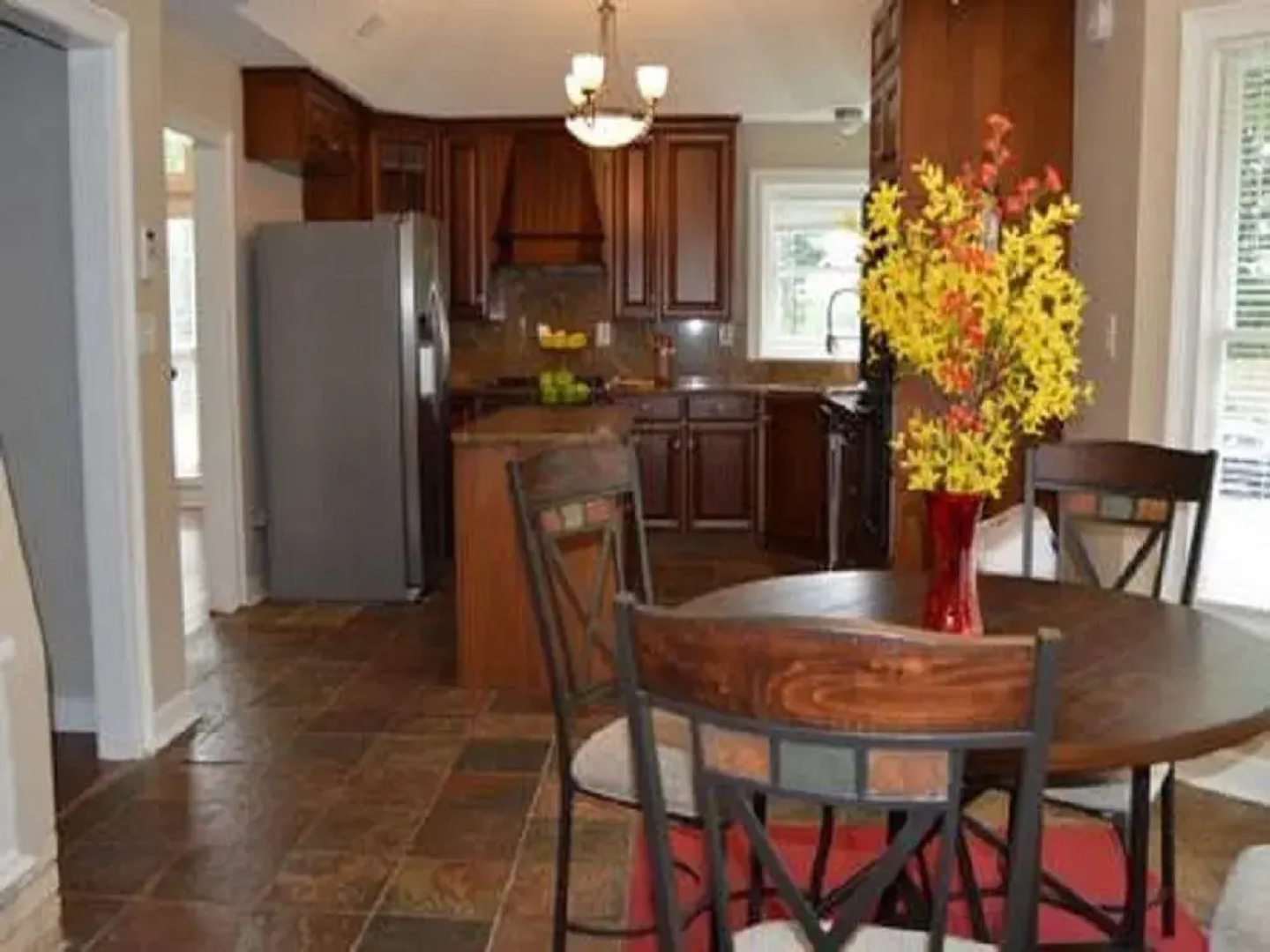 Opis Realty - Custom Metro Atlanta Home