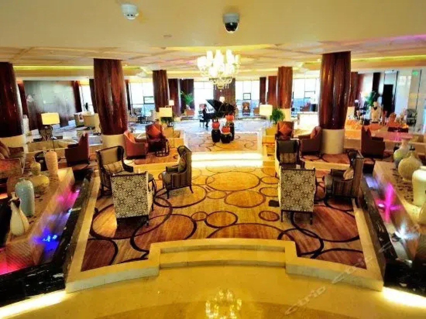Joyhome Grand Hotel