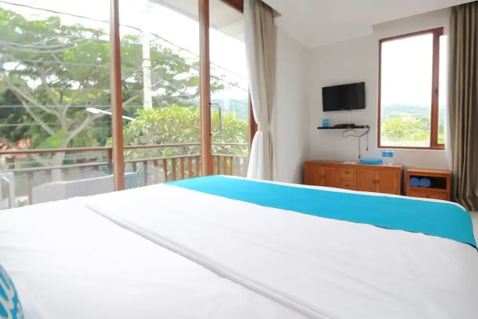 Airy Buleleng Lovina Kubu Gembong 1 Singaraja Bali