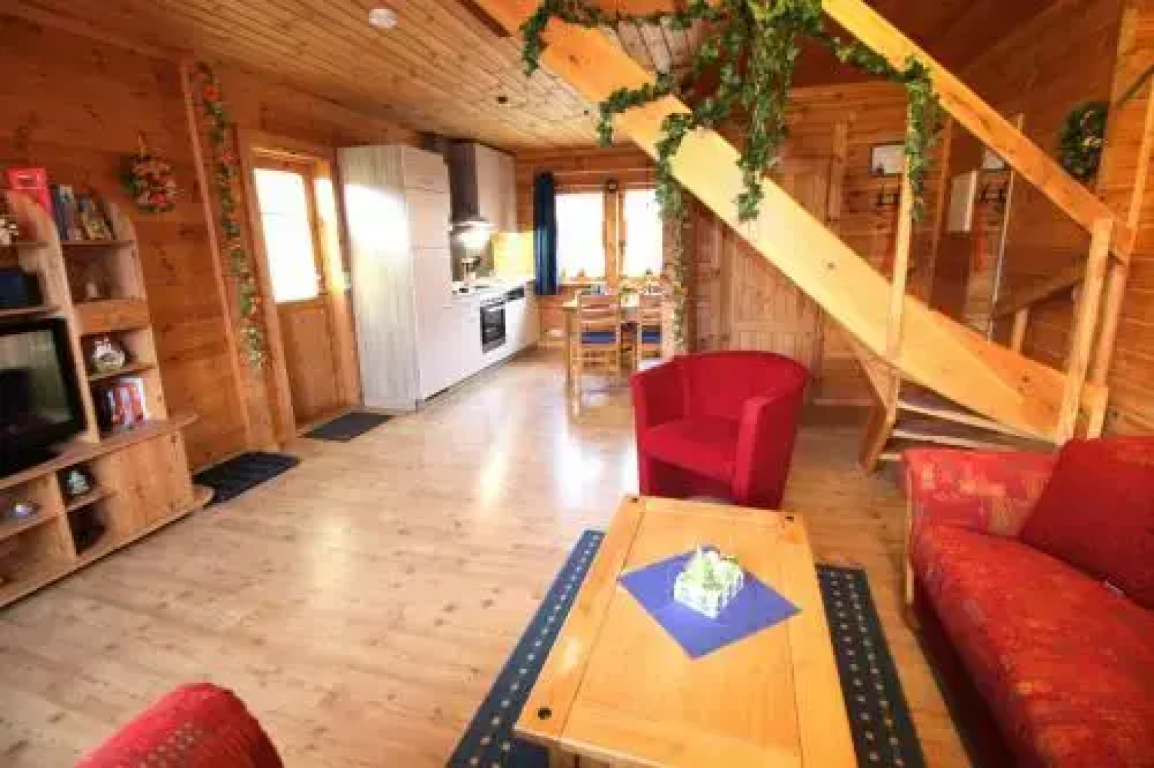 Der-Fuchsbau-Blockhaus-3-Hunde-willkommen