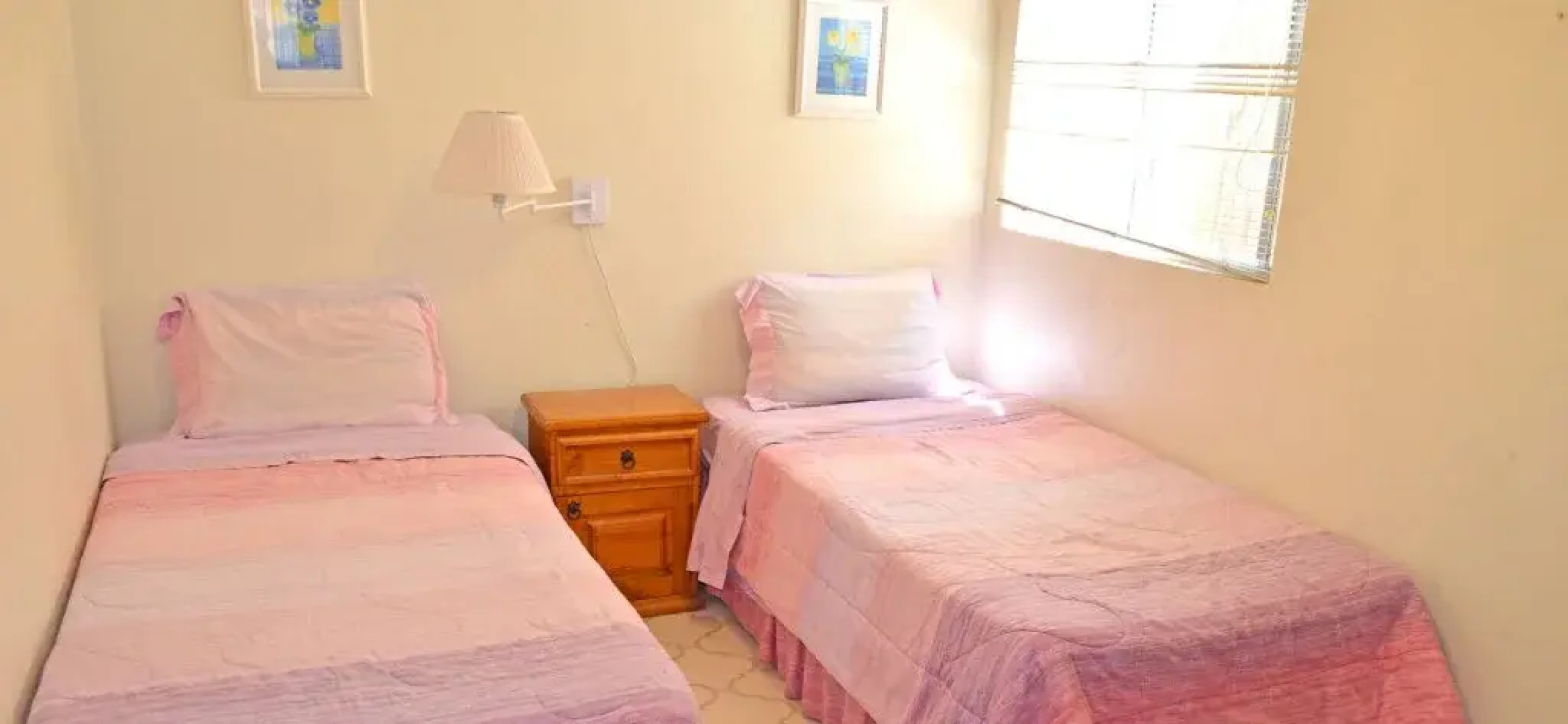 La Gaviota by RedAwning