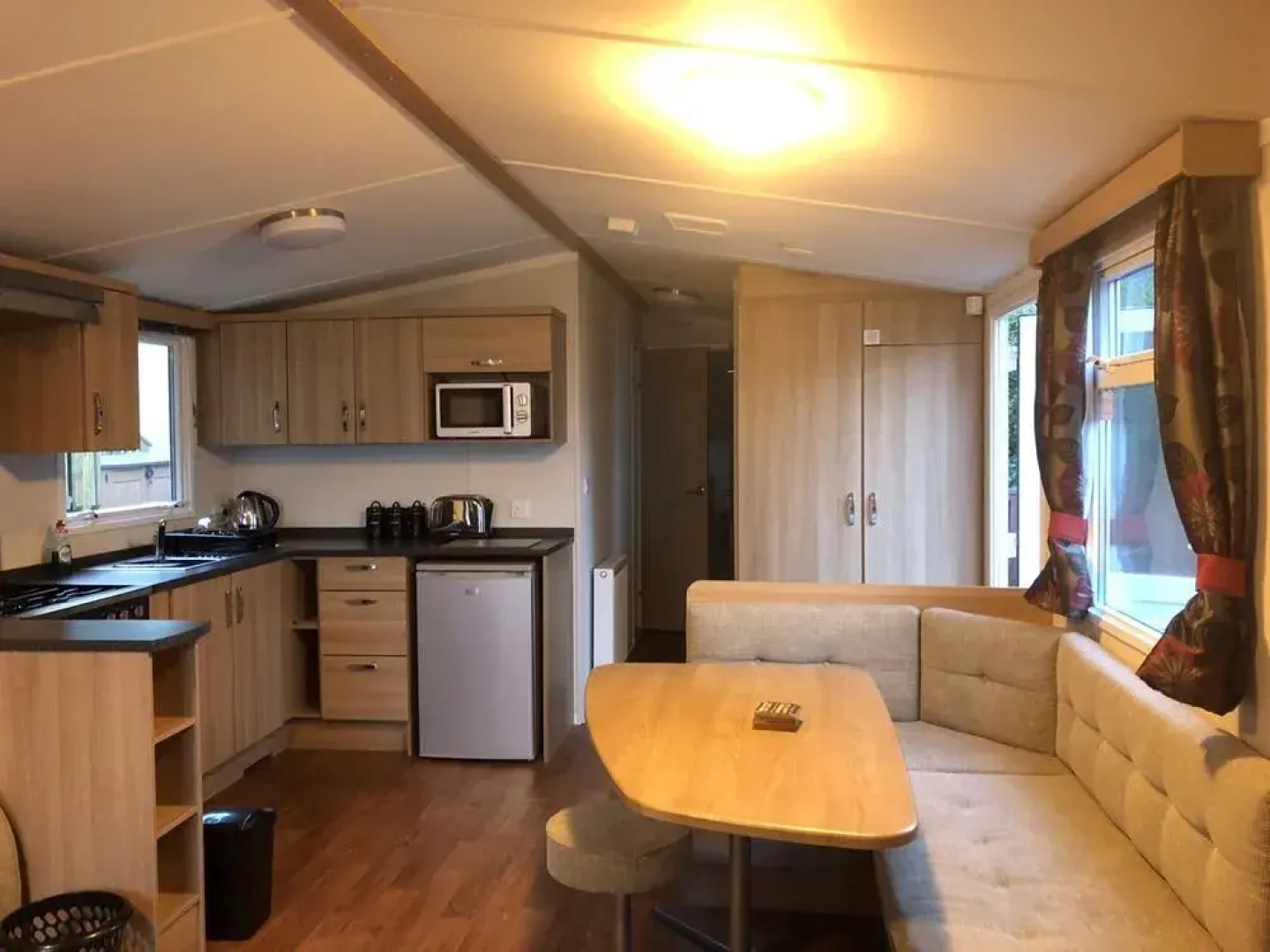 220 Beach Drive - Caravan Park