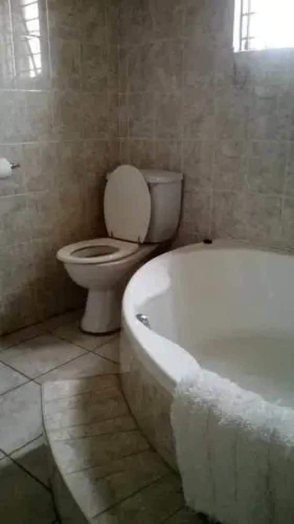 Indzawo Guest House