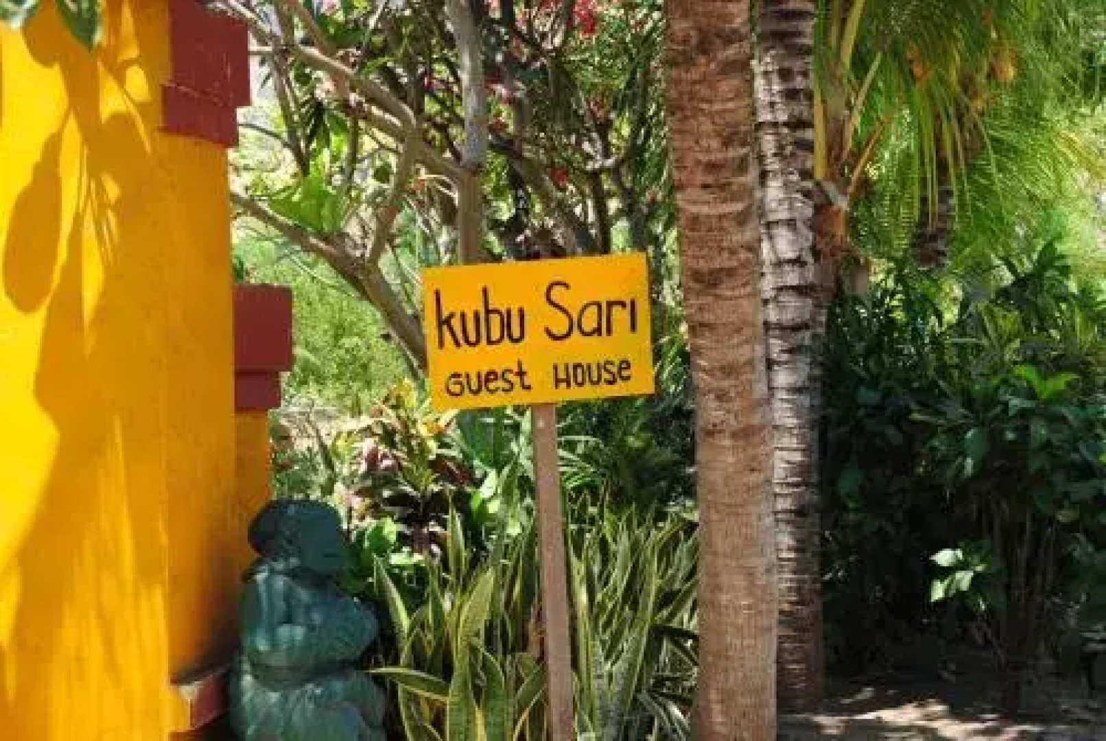 Kubu Sari Guest House