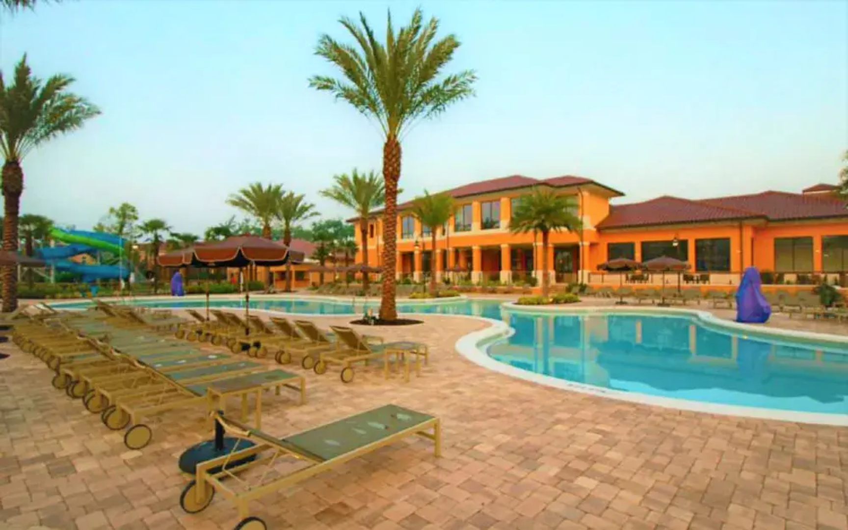 Regal Oaks by Blue Ribbon Management