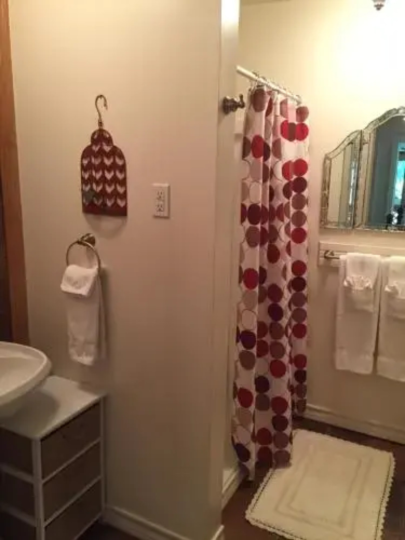 Bed Of Roses Bed And Breakfast