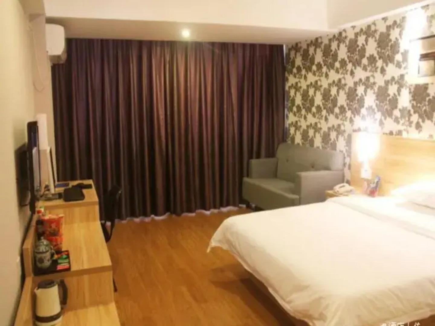 Jintone Hotel (Nanning Xianhu)