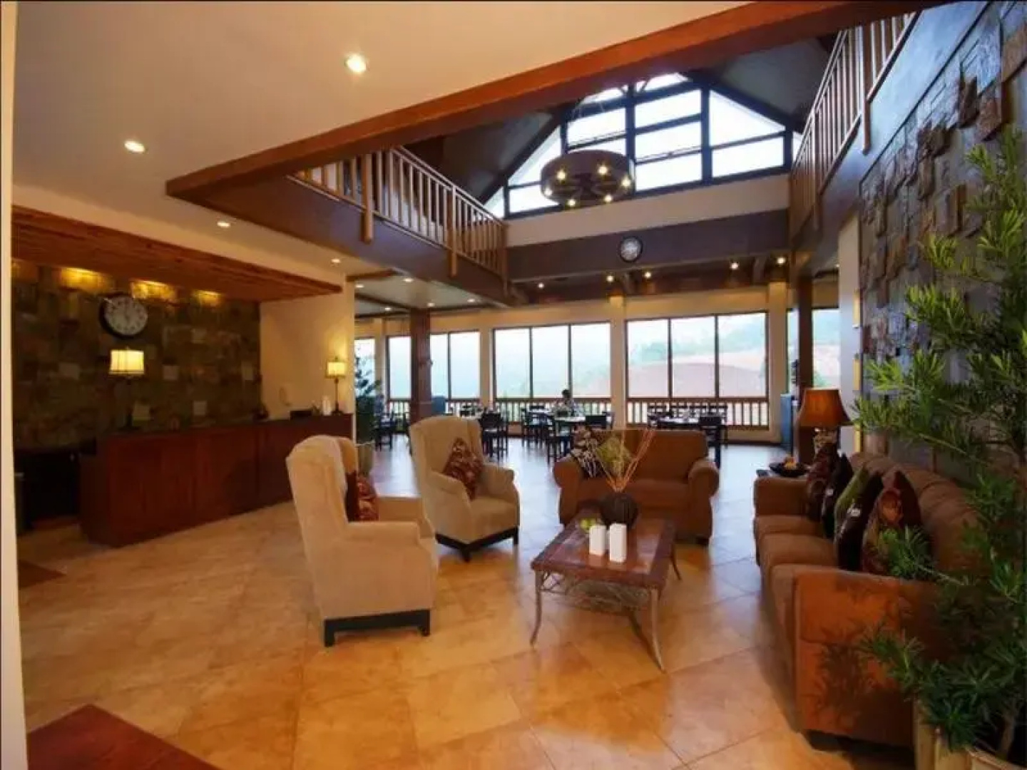 Pinegrove Mountain Lodge