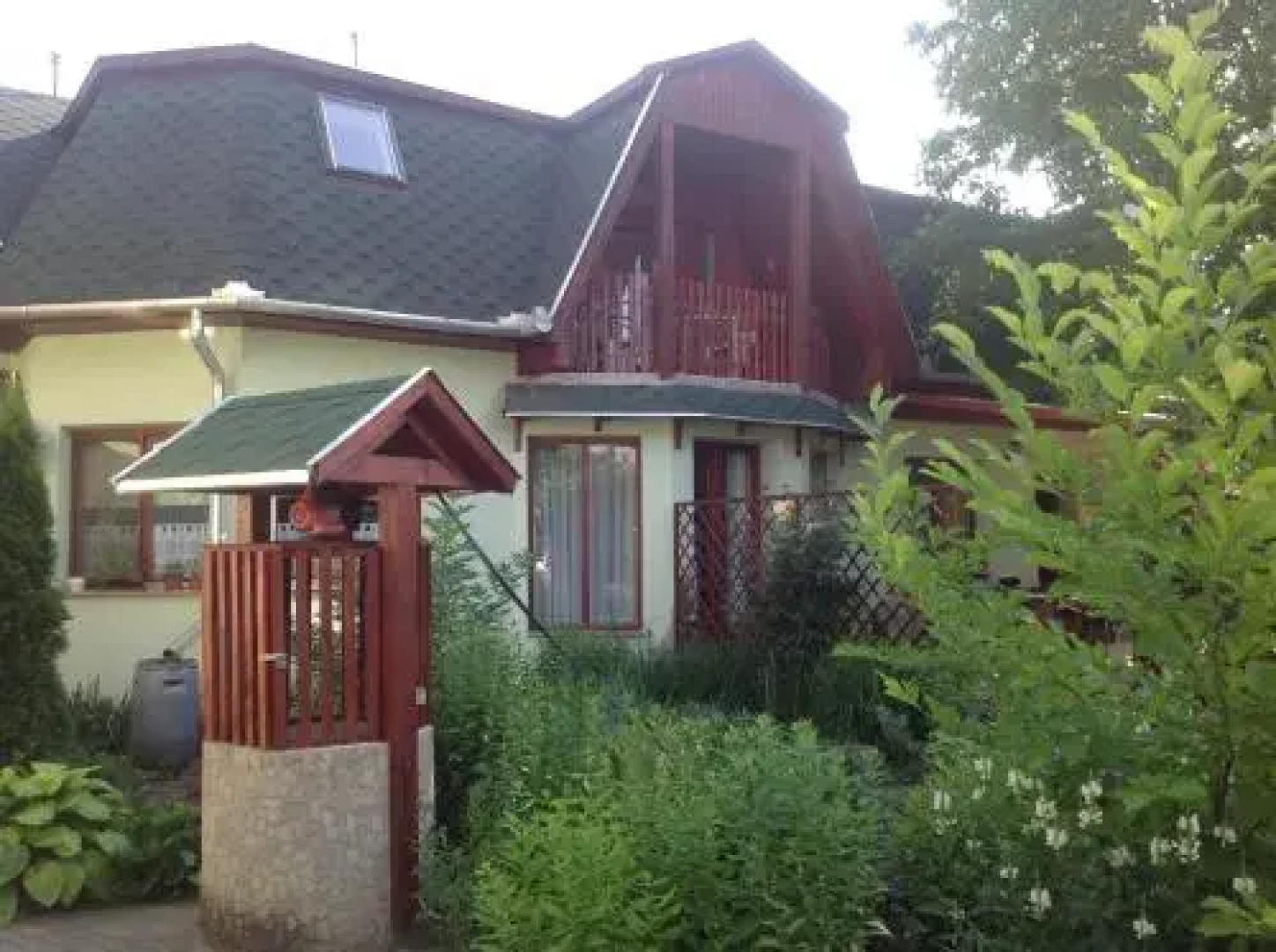 Villa Família Apartmanház