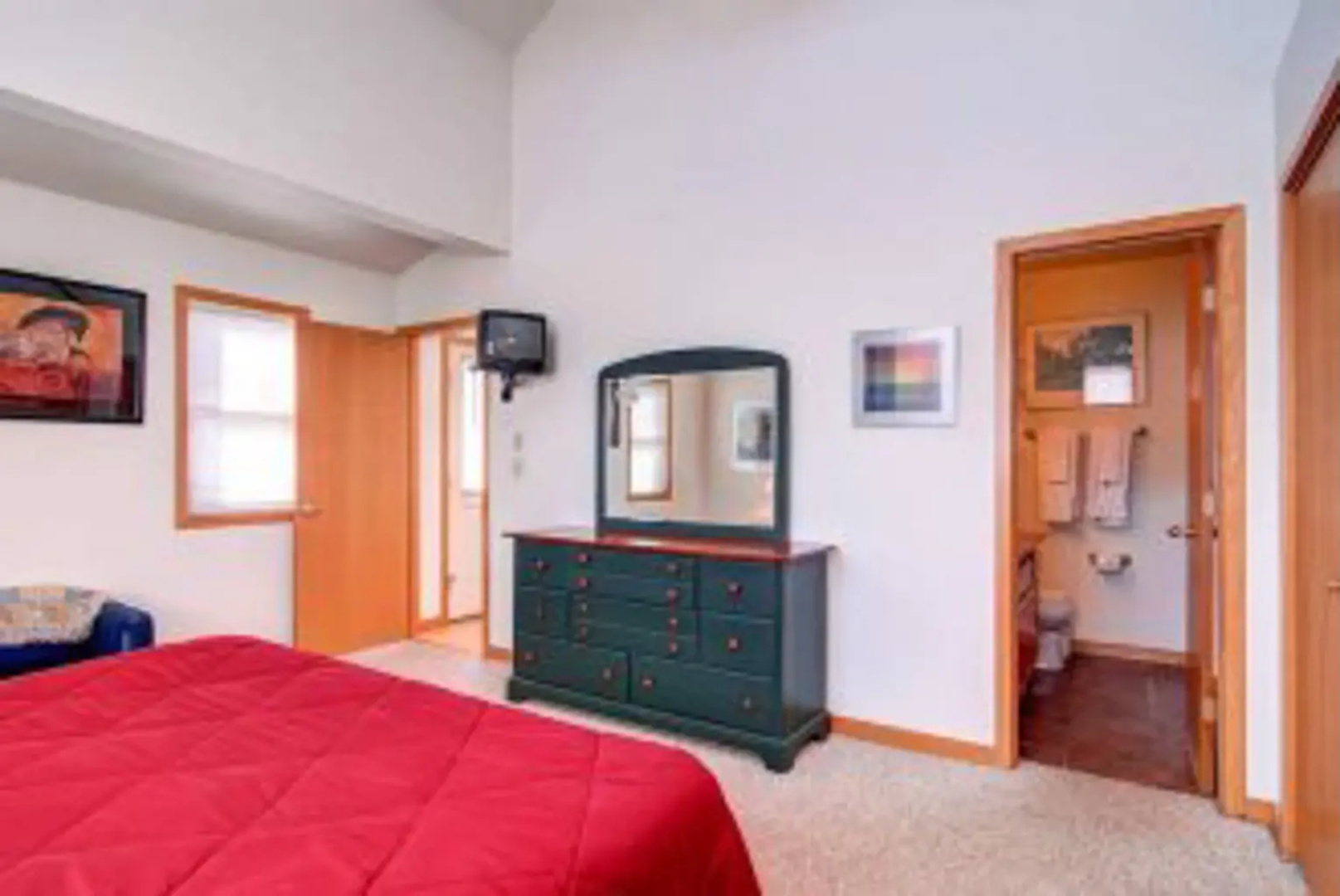 French Street Cottage Main Street By Pinnacle Lodging