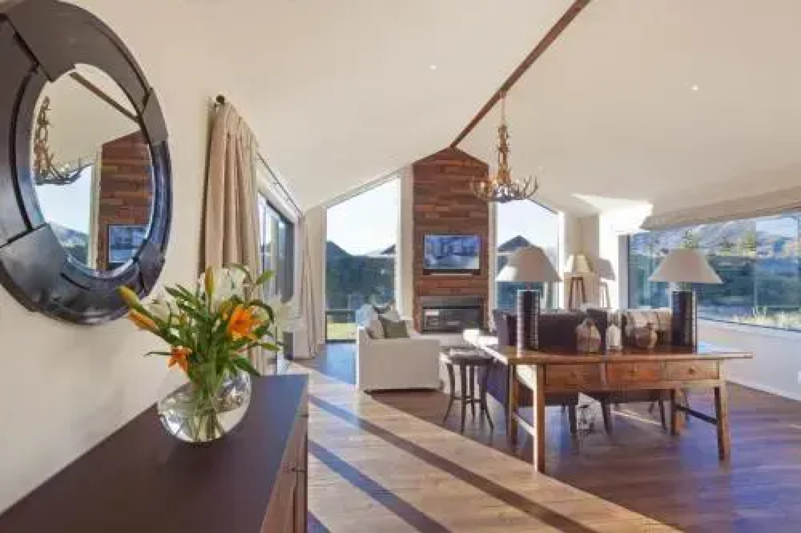 Kawarau Lodge Ski Golf Or Relax In Style BBQ