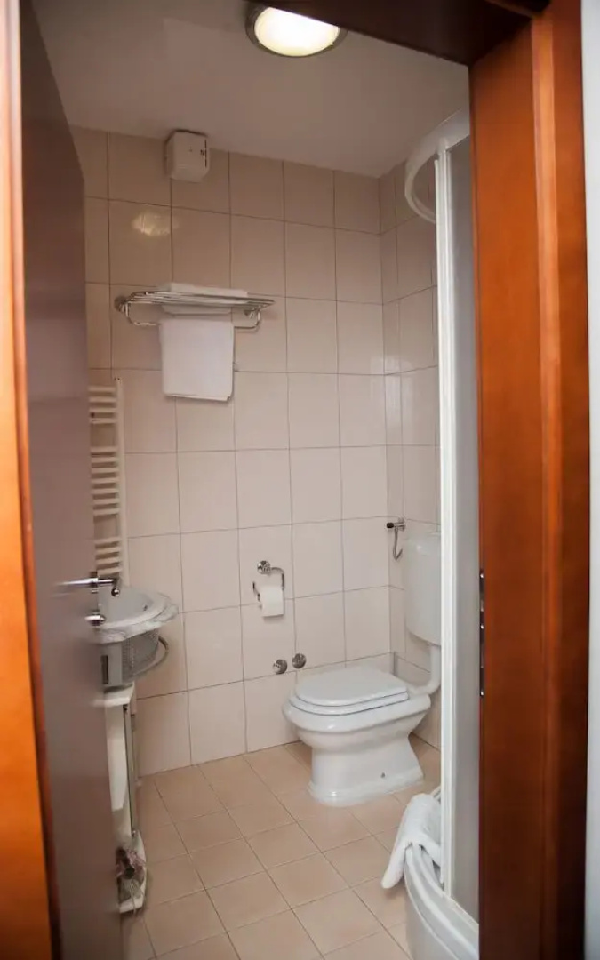 Hotel Hum