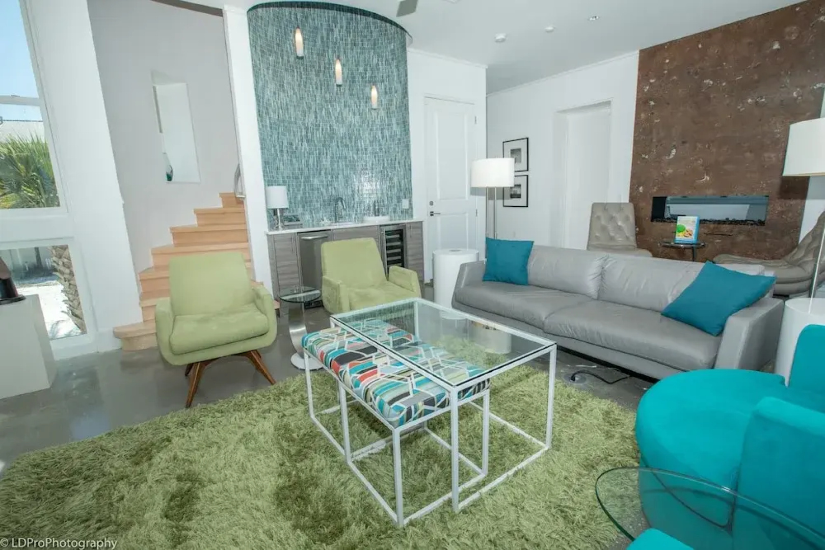 Seabreeze 5 Bedroom Home by RedAwning