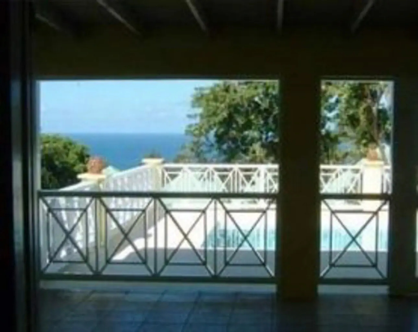 Yellow Bird Villa
