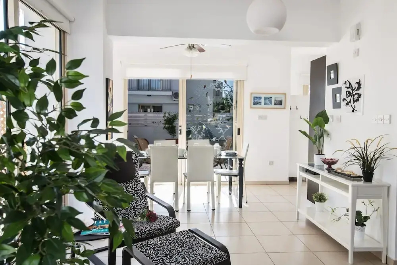Cyprus Villa Palm 17 Gold