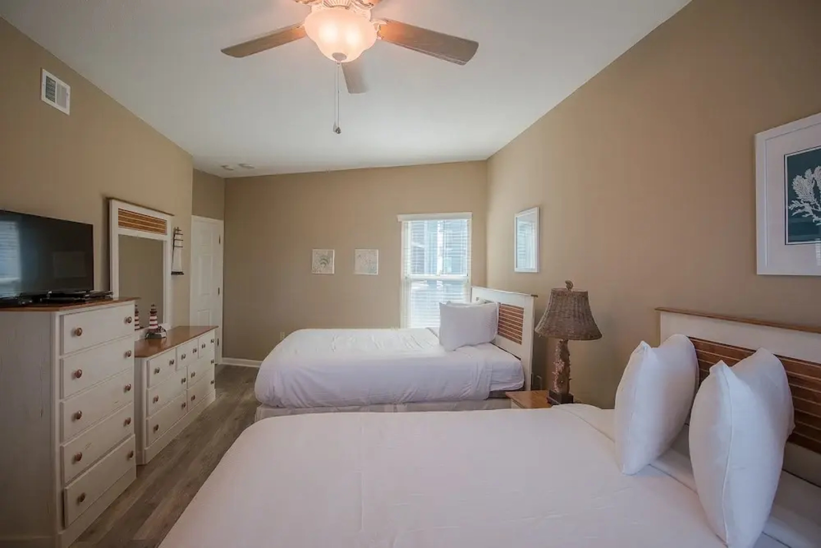 Legacy Towers-Legacy I 1008