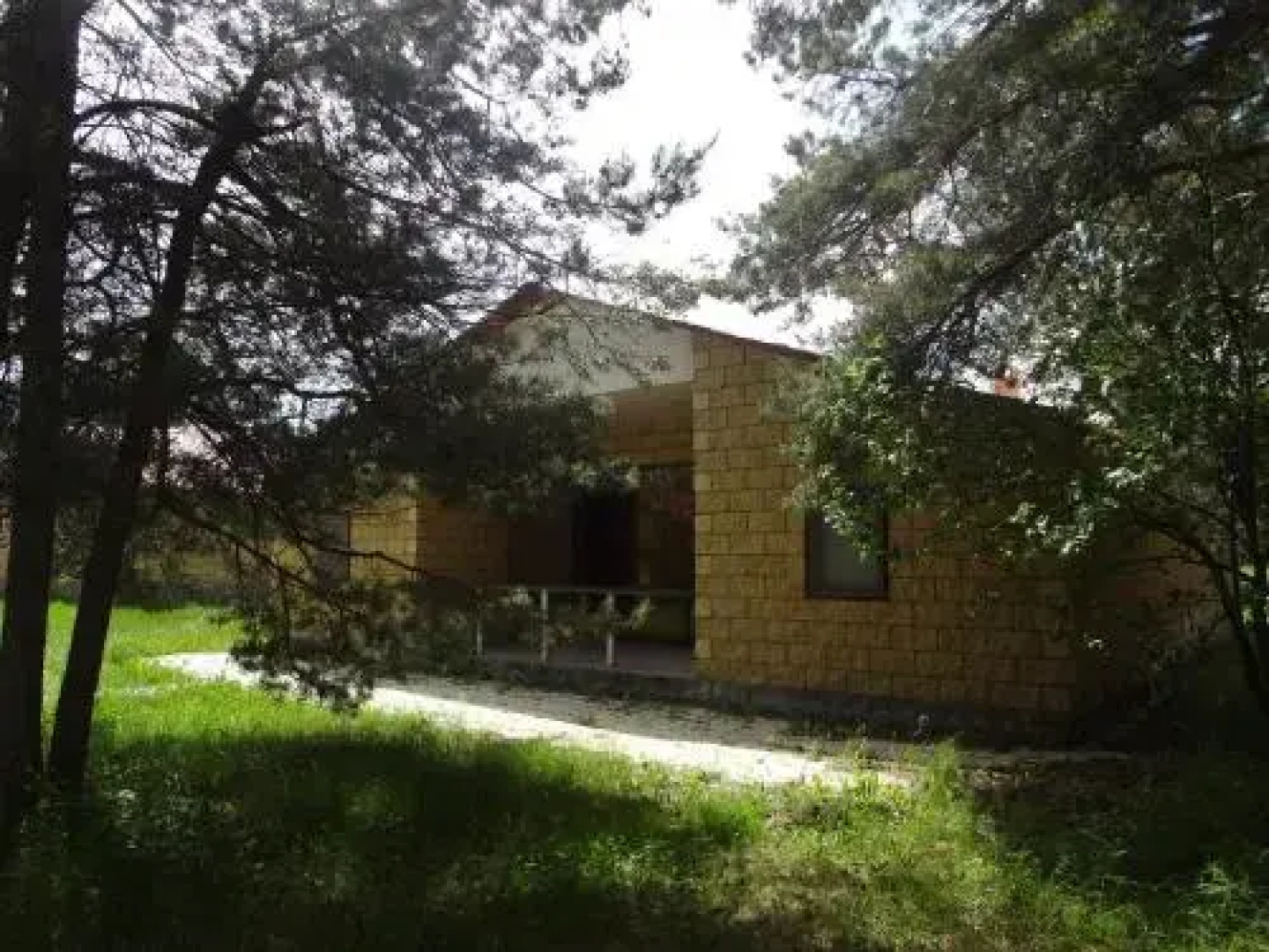 Sevan Lake Cottages