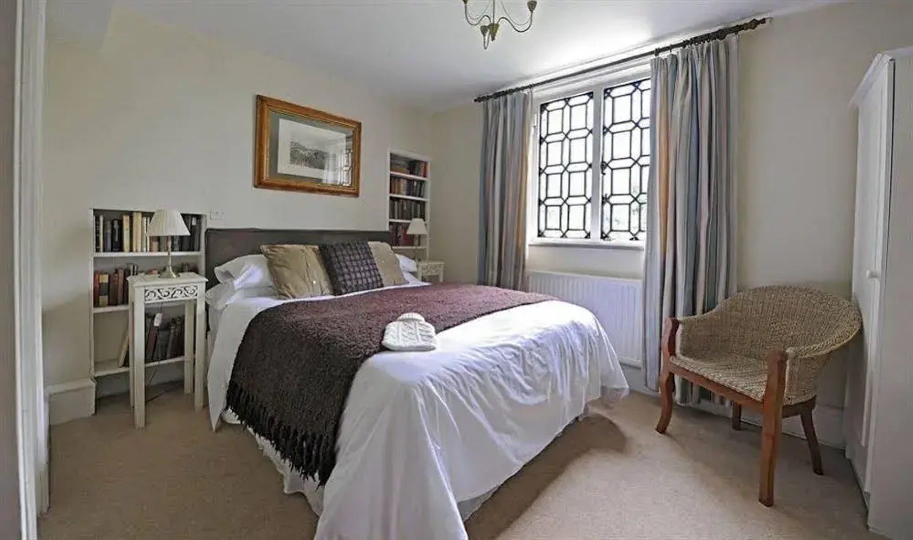 The Cholmondeley Arms - Inn