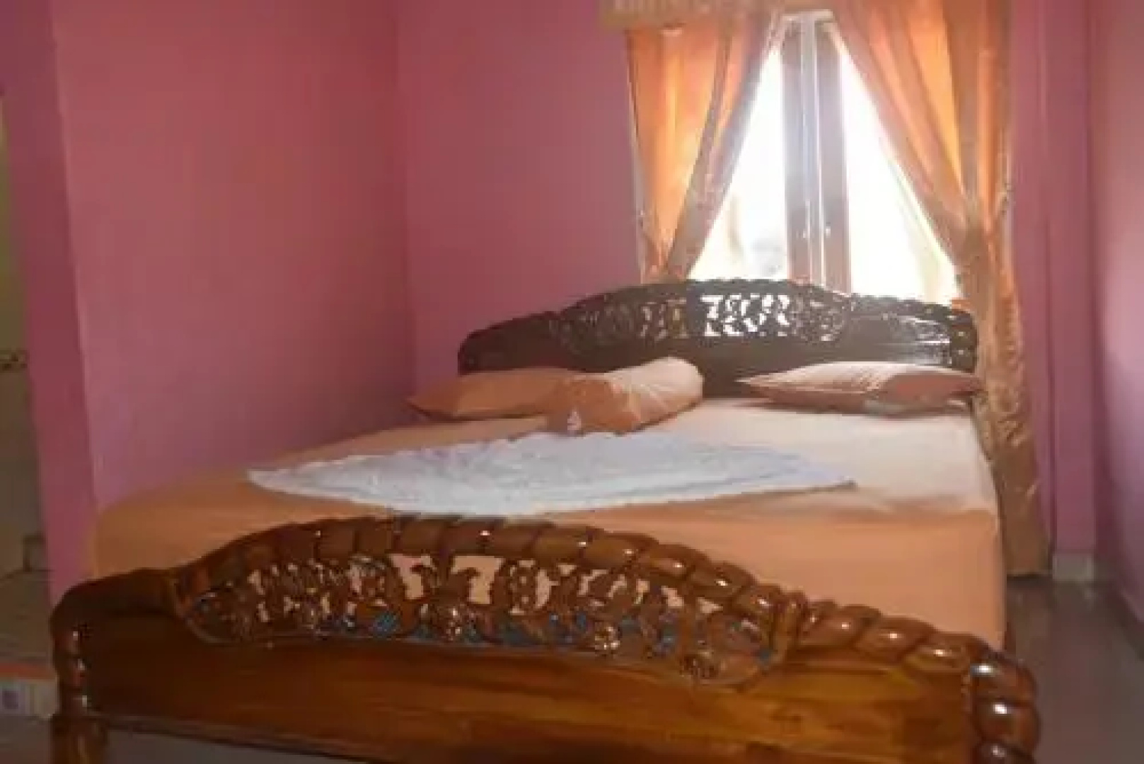 Nanda Inn