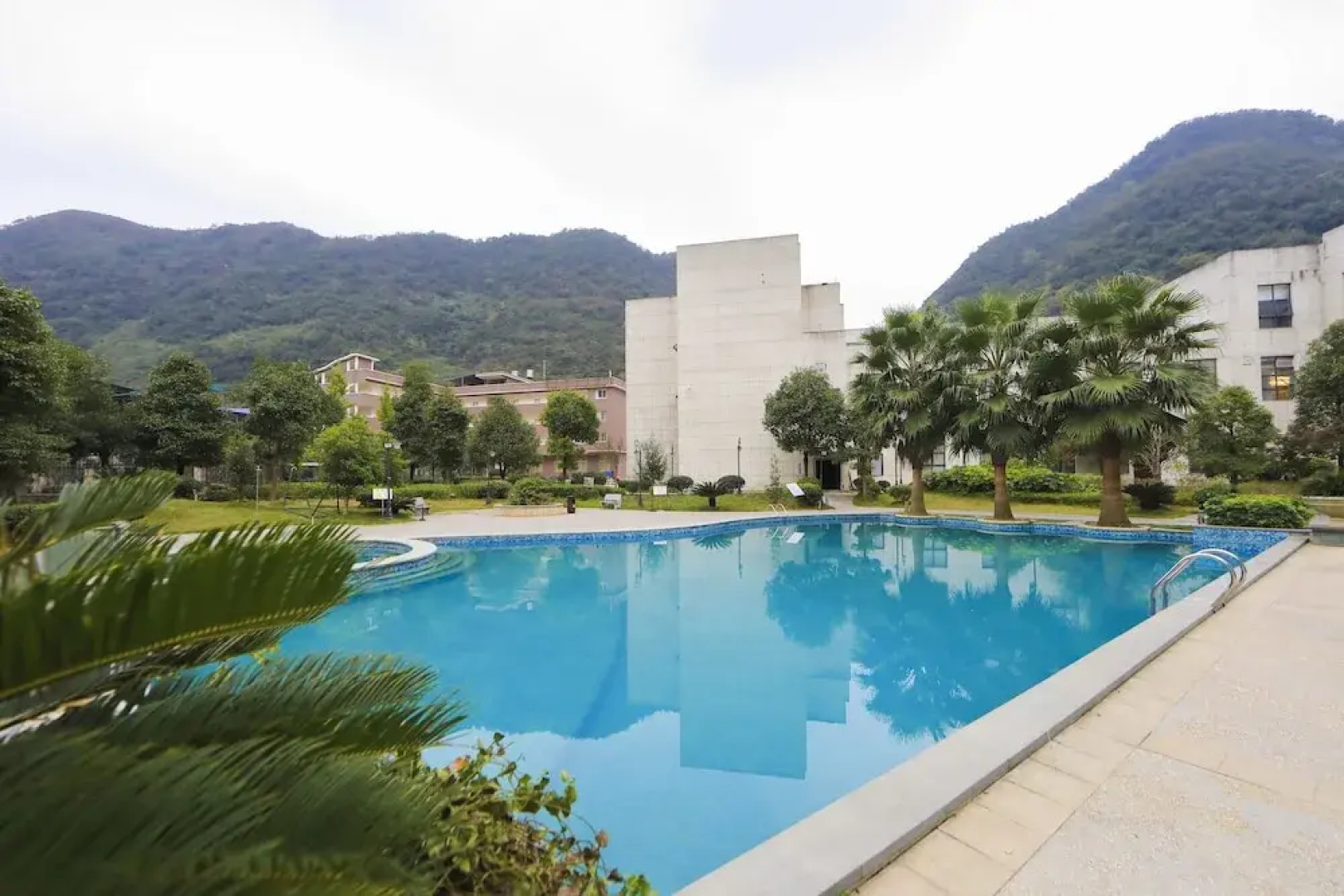 Wanlvcheng Platin Hotel