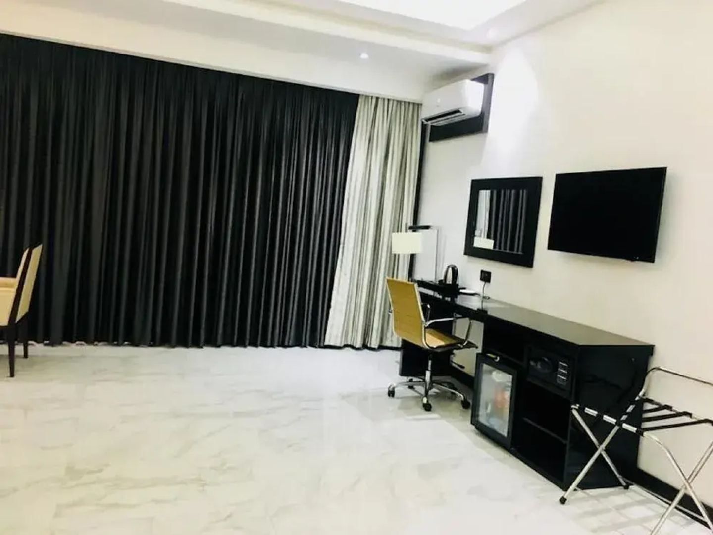 Parktonian Hotel Lekki