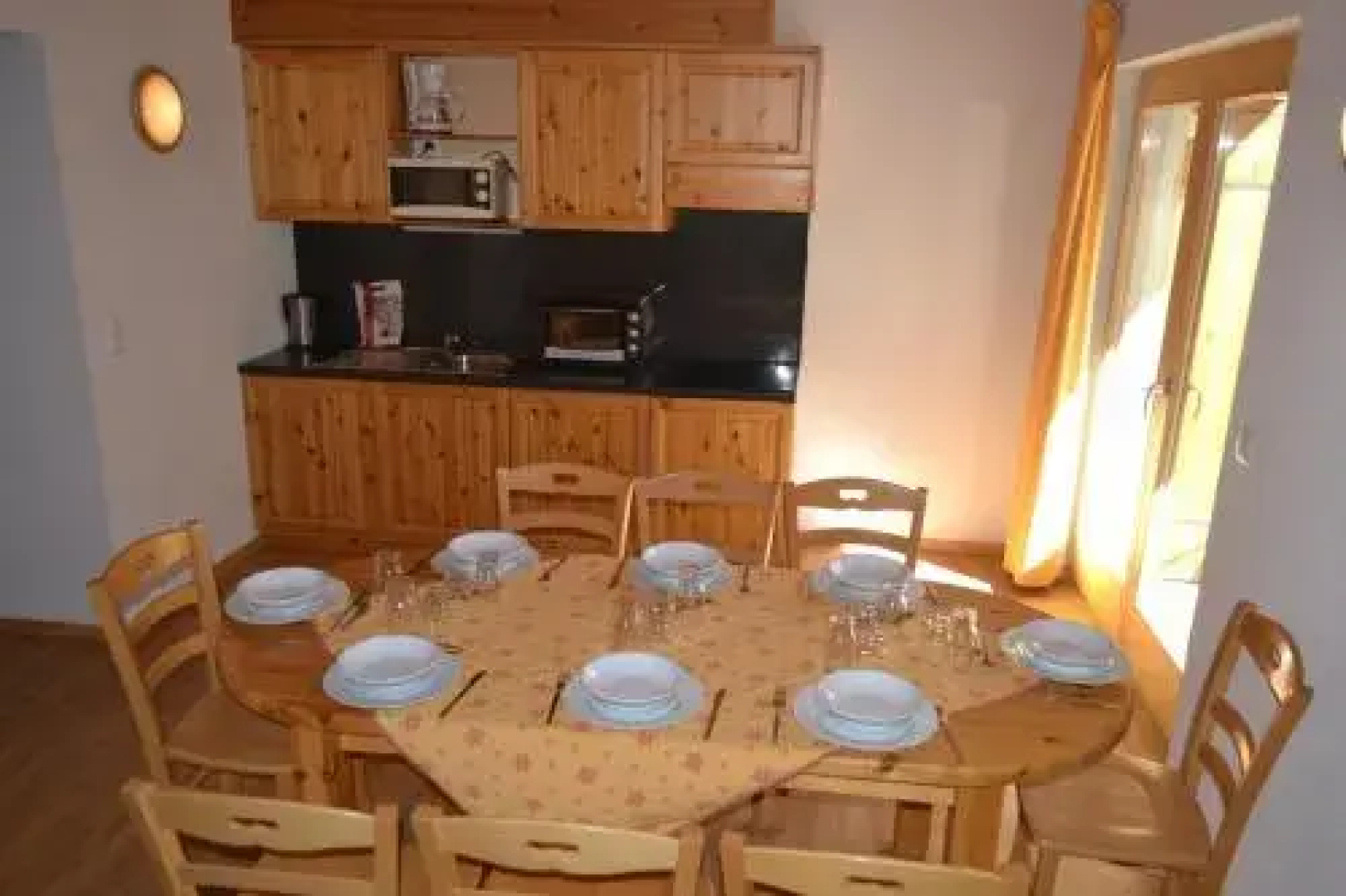 Pracondu SKI OUT & SUNNY apartments 2