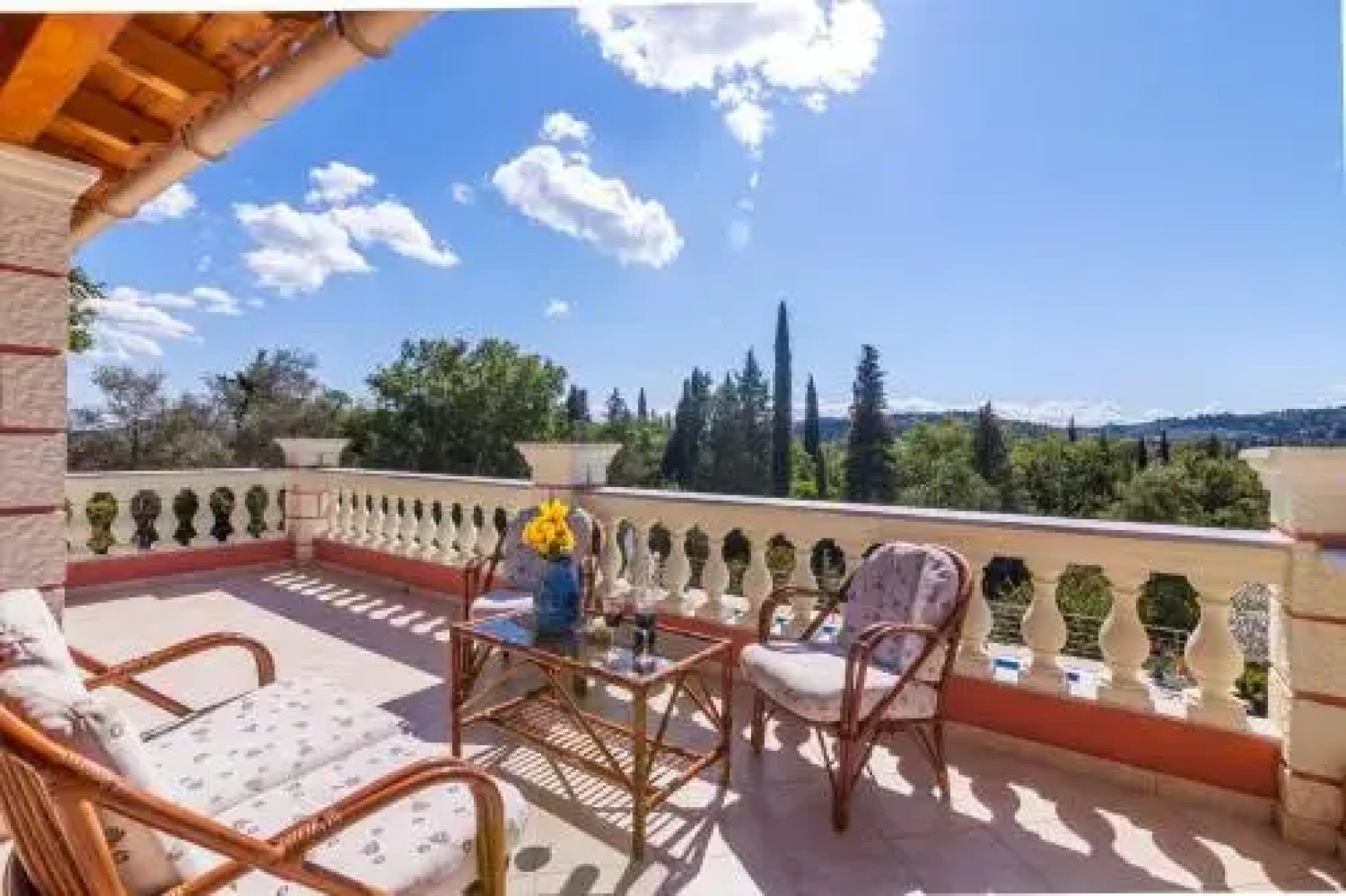 Villa Mirela