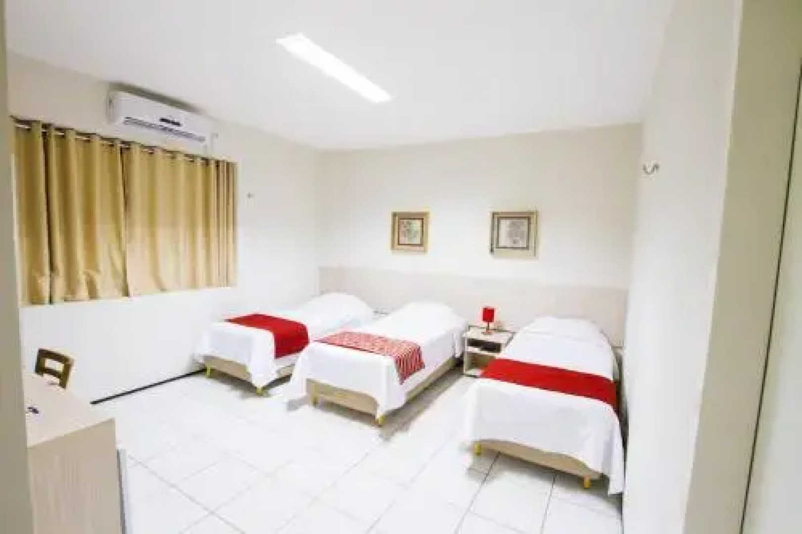 Holiday Hotel Picos