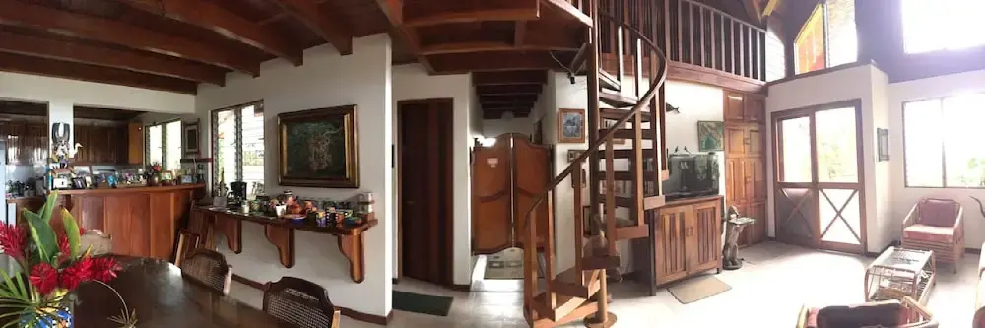 Chalet Nicholas Bed & Breakfast