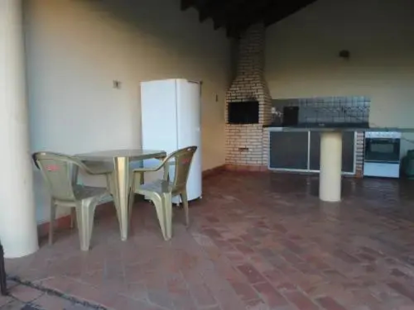 Hostel Casa Amarela