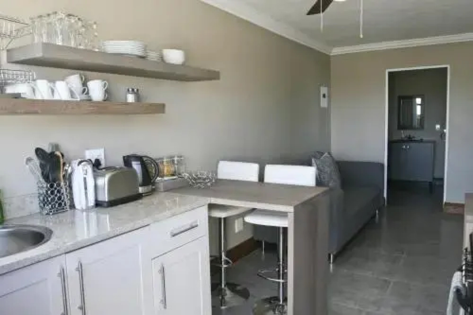 City of Saints Self -Catering Guest Cottage