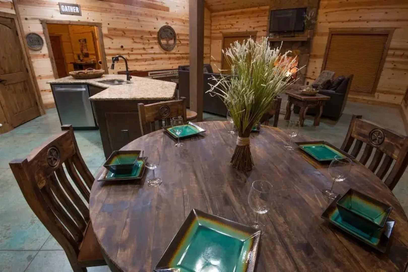 A River Runs Through It Lodge - 4 Br Cabin