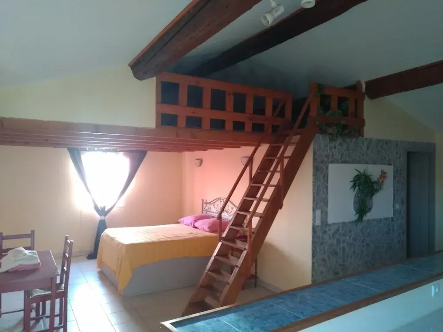 Jardin de Tredos - Libertine Hotel for Caters to Adults