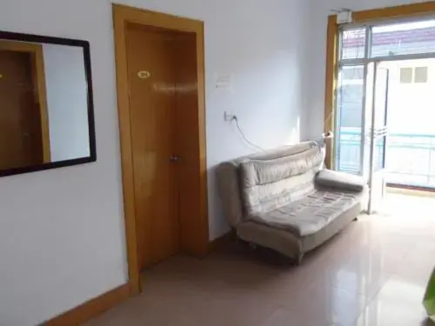 Beidaihe Lijianying Family Inn