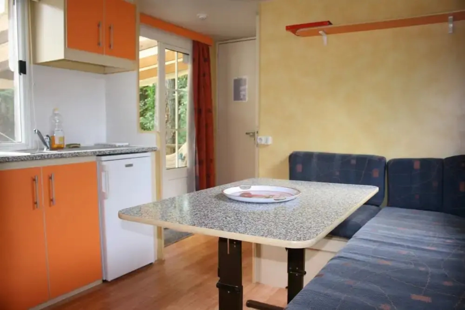 Country Camp camping Château La Grange Fort