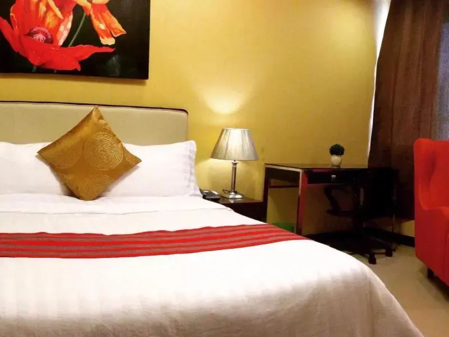 The Redbloom Suites BGC