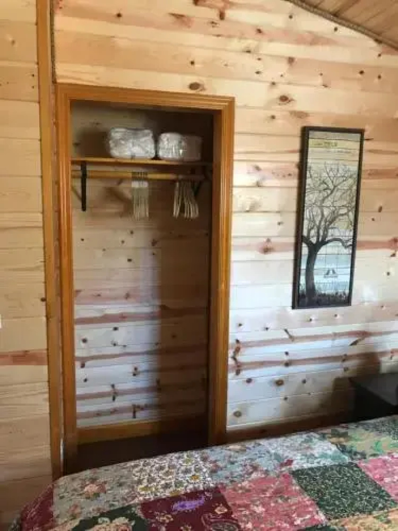 AK Vacation Cabins Woodland Hollow Log Cabin