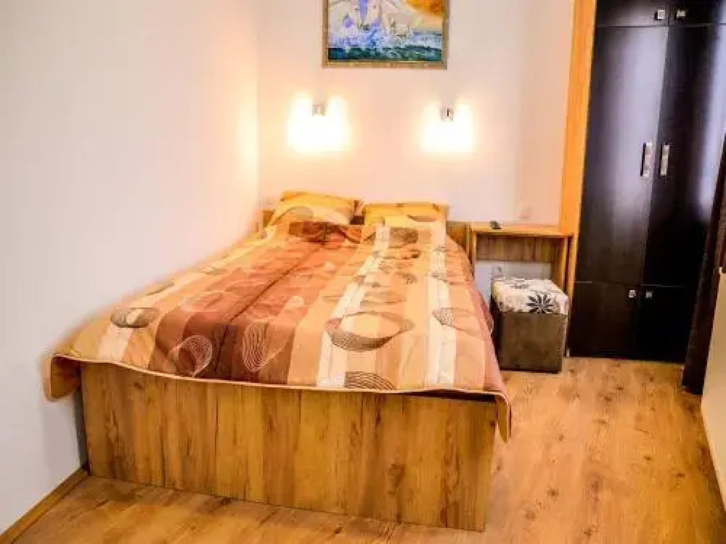 Apel Apartments