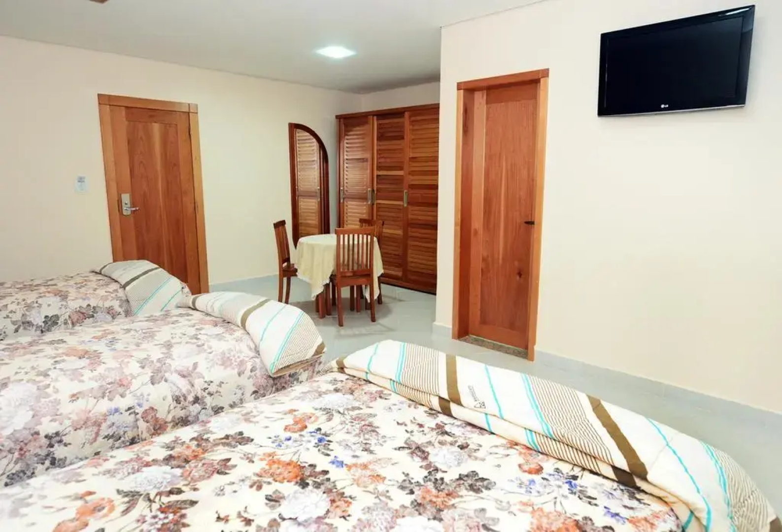 Perola Hotels
