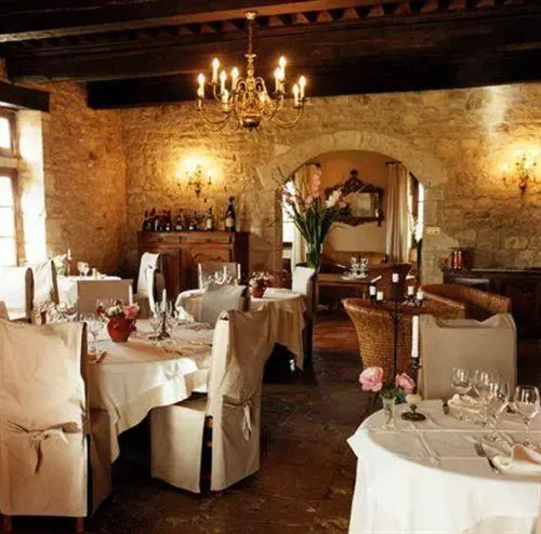 Logis Hostellerie Le Vert
