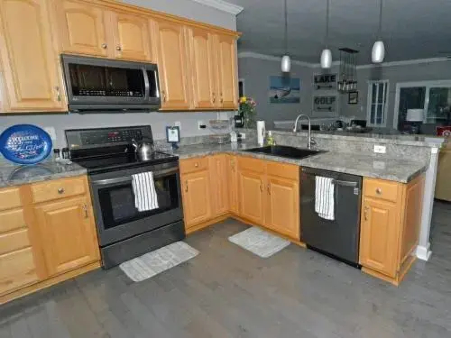Sml- House in Mariners Landing
