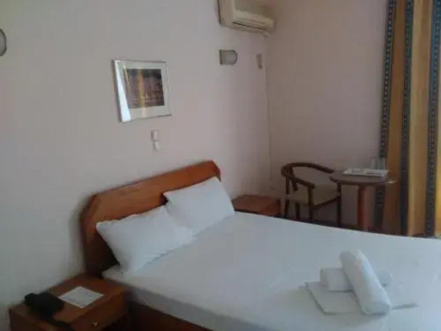 Glaros Hotel
