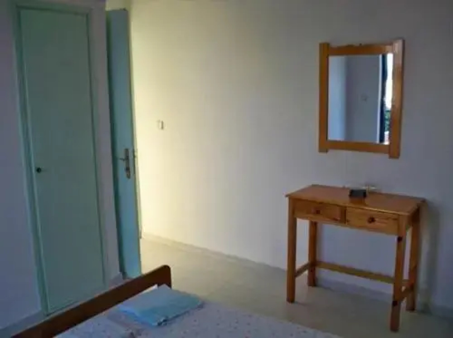 Iris Apartments