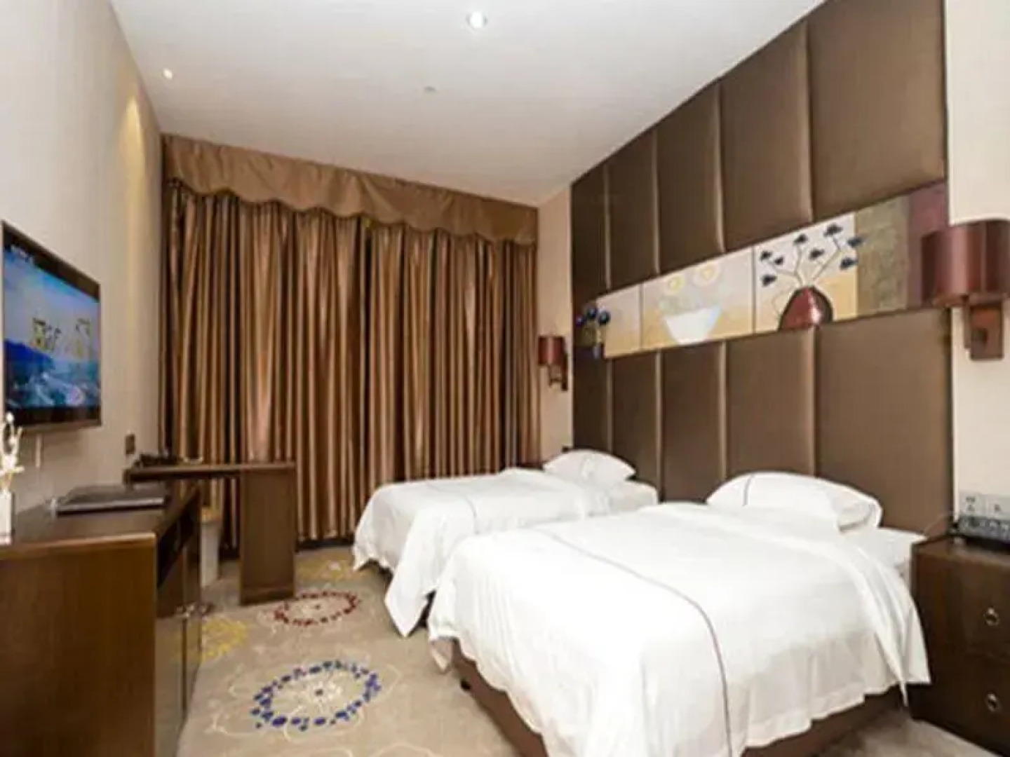 Guangzhou Boheng Classic Hotel Changlong Branch