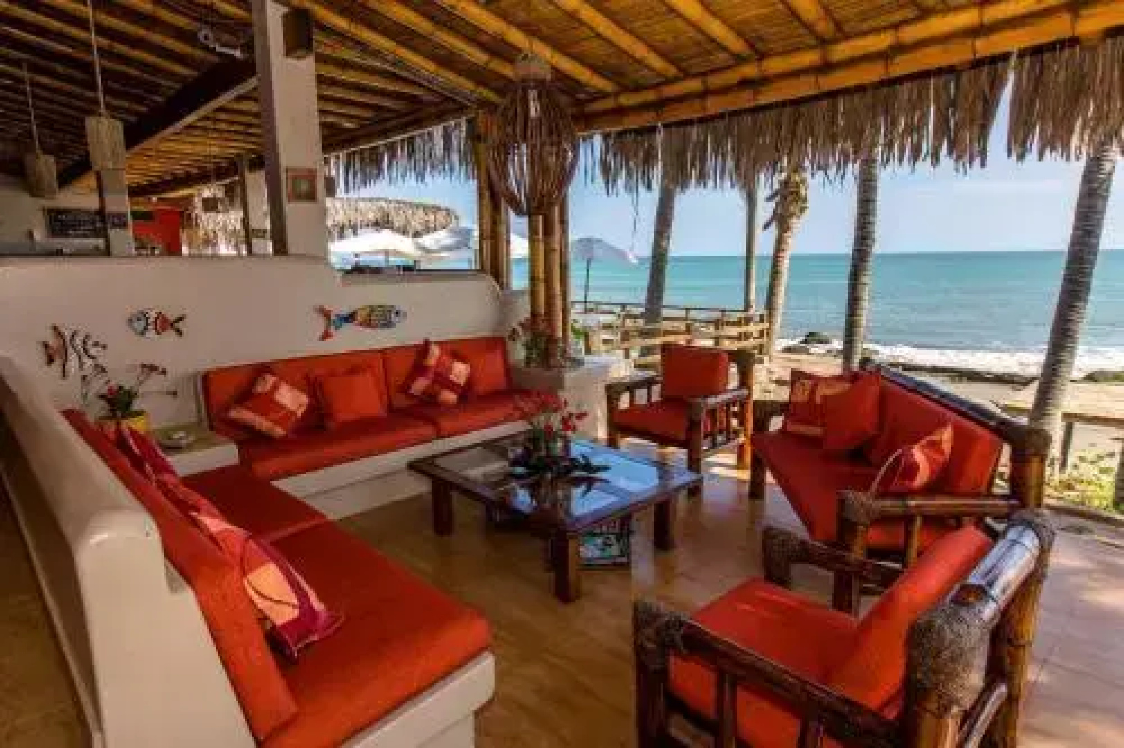 Casa de Playa Bungalows & Restaurant