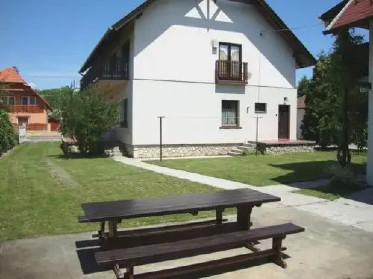 Gyöngyvirág Vendégház