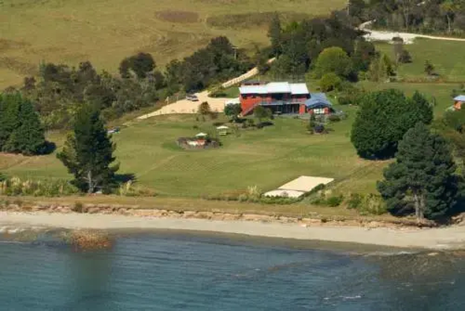 Summerspring Beachfront Accommodation