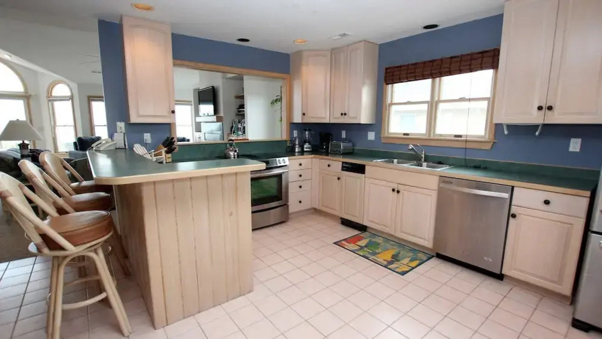 Sunny Delite - 6 Br Home