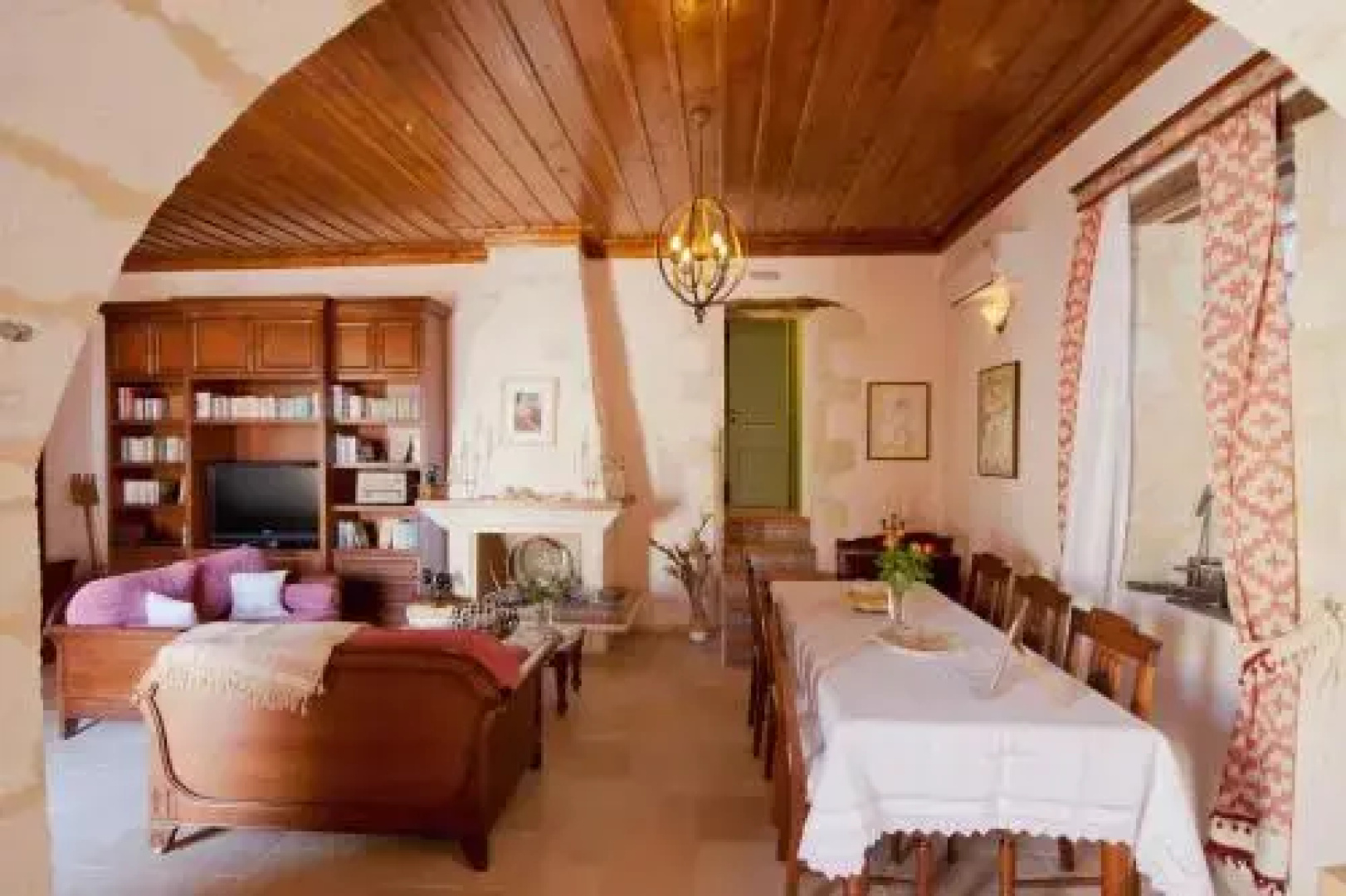 Rodanthi Guesthouse