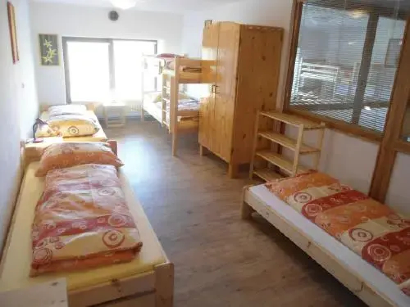 Club Canada Family House sauna wifi free parking